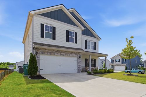 500 Charing Cross Dr, Lebanon, TN, 37087-5091 | Card Image