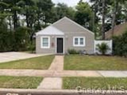 44 Commander Ave, Hempstead, NY, 11550-1908 | Card Image