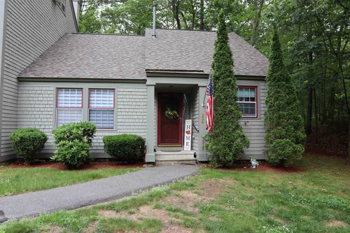 unit-224-1465 Hooksett Rd, Hooksett, NH, 03106-1829 | Card Image