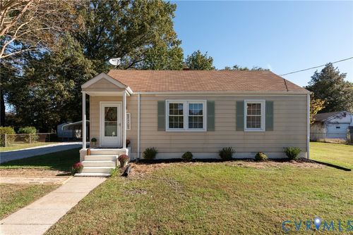 513 Miles Ave, Hopewell, VA, 23860-4214 | Card Image