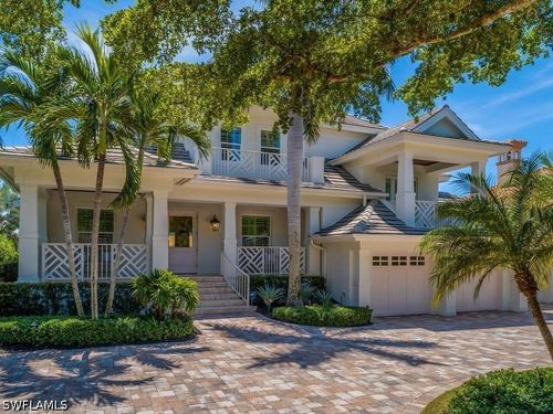 580 15th Ave S, NAPLES, FL, 34102-7439 | Card Image