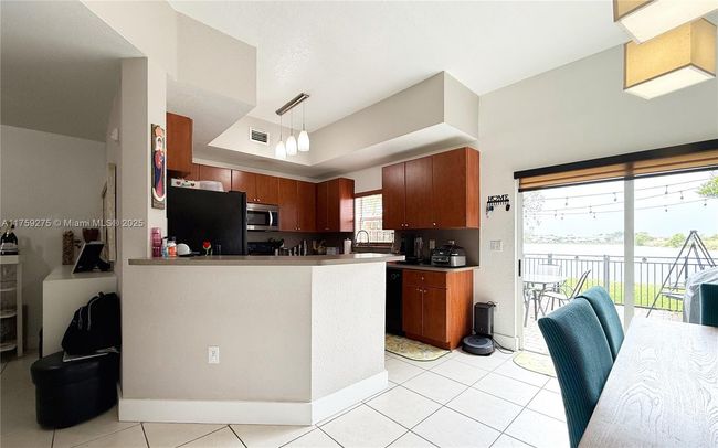 22130 Sw 89 Th Ct, Townhouse with 3 bedrooms, 3 bathrooms and null parking in Cutler Bay FL | Image 12