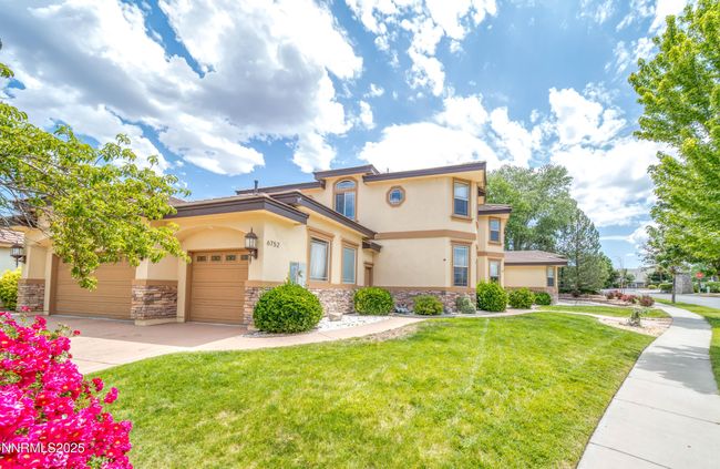 6752 Eagle Wing Cir, House other with 6 bedrooms, 5 bathrooms and 3 parking in Sparks NV | Image 4