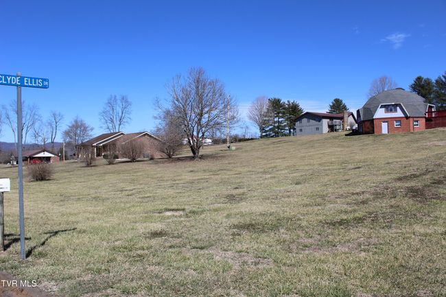 141 Clyde Ellis Dr, House other with 3 bedrooms, 2 bathrooms and null parking in Pennington Gap VA | Image 42