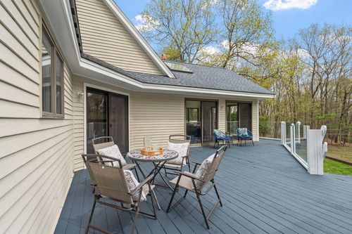 17 Stone Pound Ln, Atkinson, NH, 03811-2260 | Card Image