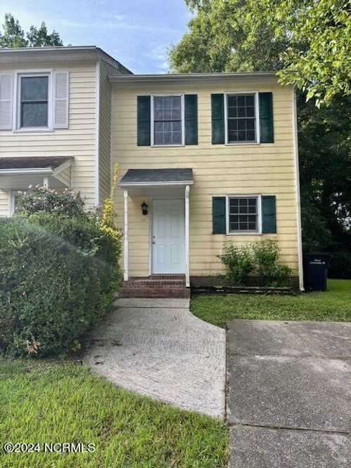 131 Greenford Pl, Jacksonville, NC, 28540-5744 | Card Image