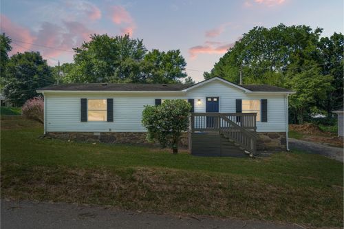 824 Pitt Ave, Springfield, TN, 37172-3010 | Card Image