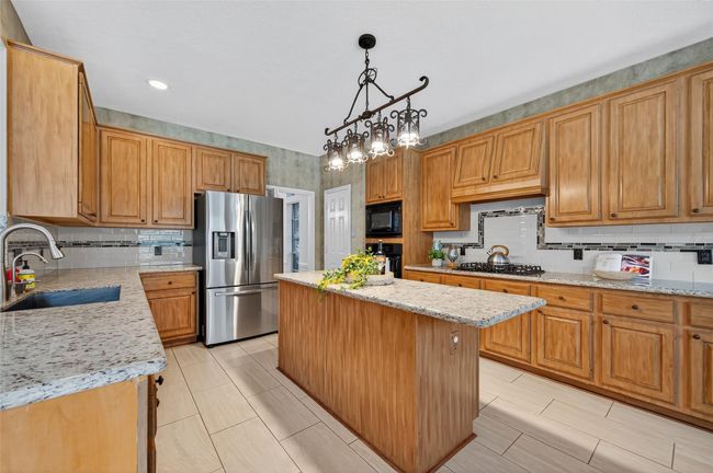 6415 Adobe Trails Dr, House other with 4 bedrooms, 2 bathrooms and 2 parking in Sugar Land TX | Image 15