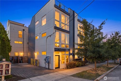 4608 Evanston Ave N, Seattle, WA, 98103-6433 | Card Image