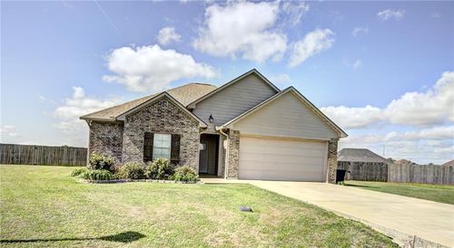 313 Ranch Blvd, Natchitoches, LA, 71457-7902 | Card Image