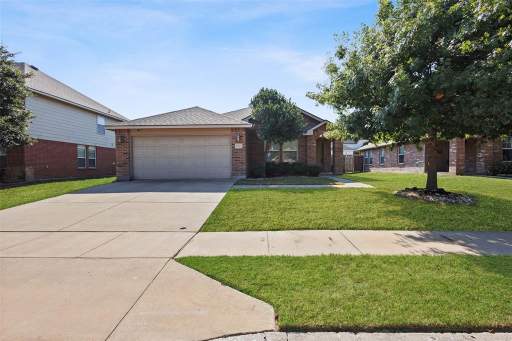 Fossil Valley Dr, Fort Worth, TX 76131