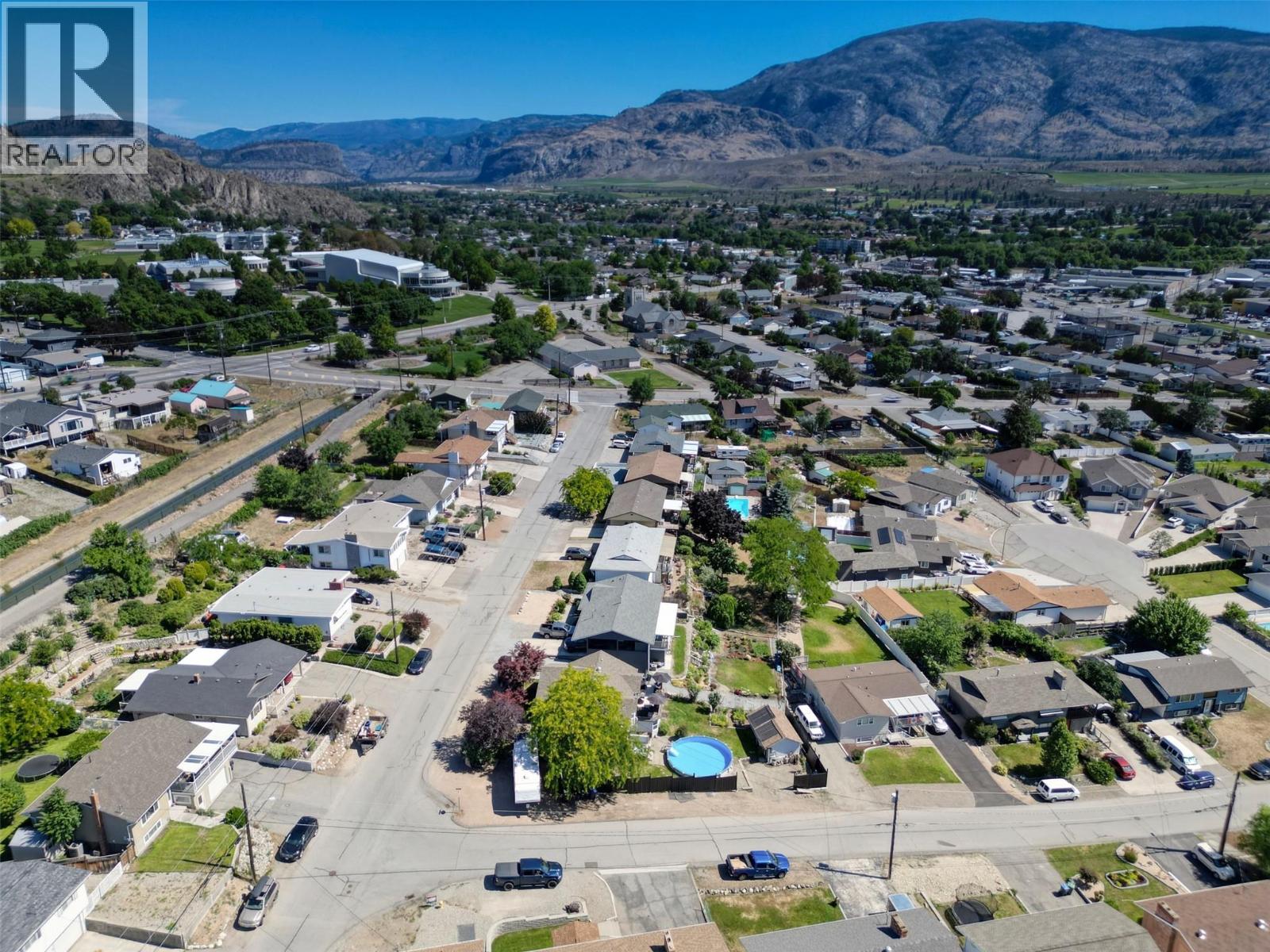 Residential in Oliver