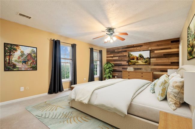 927 Castlegate Cir, House other with 3 bedrooms, 3 bathrooms and 2 parking in Greensburg PA | Image 10