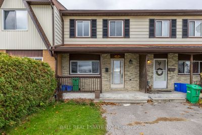 28 Applewood Crt, Home with 3 bedrooms, 1 bathrooms and 2 parking in Peterborough ON | Image 3