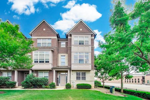 301 Alpine Springs Dr, Vernon Hills, IL, 60061-2345 | Card Image