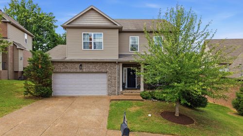 8012 Mandan Dr, Brentwood, TN, 37027-8846 | Card Image