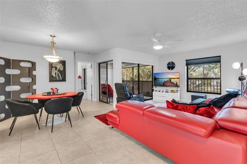 3441-3441 Cocoplum Cir, Coconut Creek, FL, 33063-5925 | Card Image