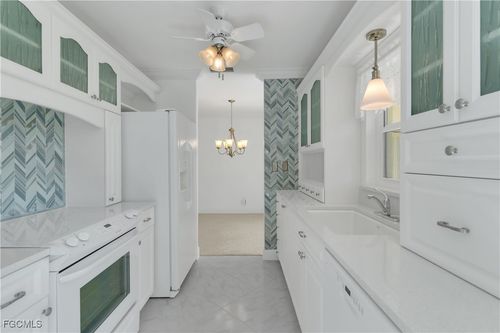 unit-4-8382 Charter Club Cir, FORT MYERS, FL, 33919-2844 | Card Image