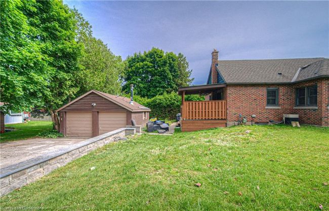 43 Dudhope Ave, House other with 4 bedrooms, 2 bathrooms and 6 parking in Cambridge ON | Image 5