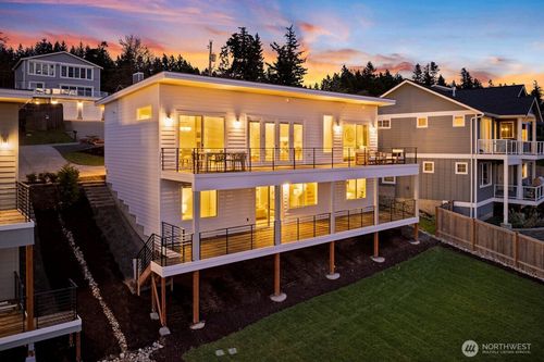 2218 Cleven Park Rd, Camano Island, WA, 98282-8394 | Card Image