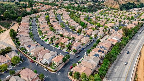27635 Elkwood Ln, Castaic, CA, 91384-4769 | Card Image
