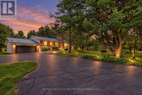 1954 Forced Road, House with 4 bedrooms, 2 bathrooms and 8 parking in Ottawa ON | Card Image