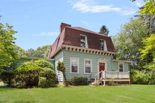 38 Dean St, Rehoboth, MA, 02769-3007 | Card Image
