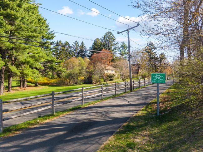 191 Long Hill Rd, House other with 4 bedrooms, 2 bathrooms and 4 parking in Middletown CT | Image 33