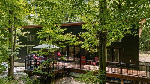 14823 Main St, Buchanan, MI, 49107-9125 | Card Image