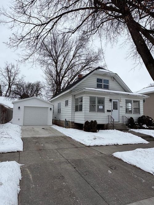 310 S Clay Street, GREEN BAY, WI, 54301 | Card Image