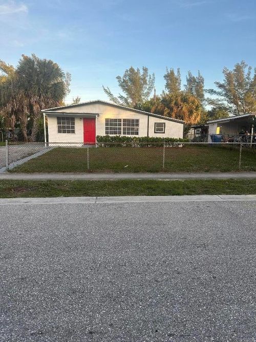 1210 Avenue R, Riviera Beach, FL, 33404-6531 | Card Image