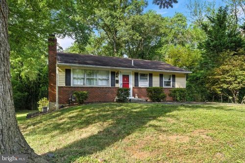 920 Cottage St Sw, VIENNA, VA, 22180-6545 | Card Image