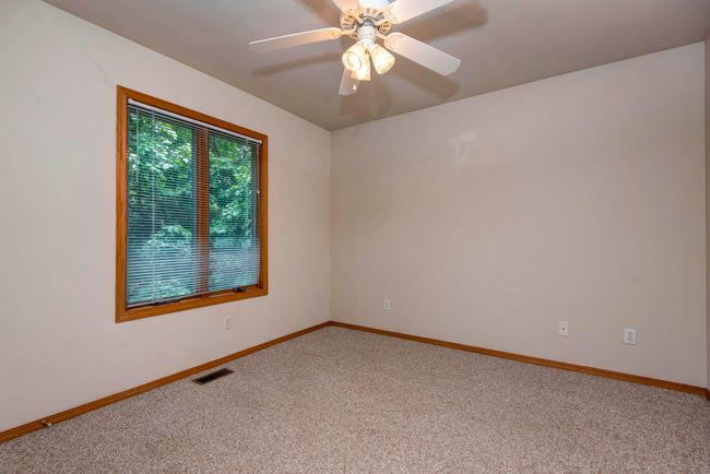 Main Level Guest Bedroom 2 | Image 33