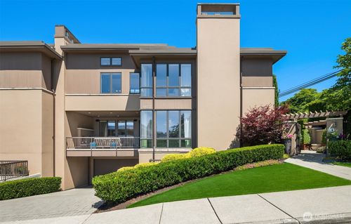 c-10132 Ne 59th St, Kirkland, WA, 98033-7319 | Card Image