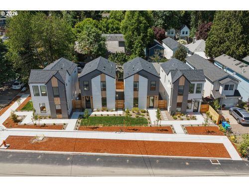 6603 N Seneca St, Portland, OR, 97203-2533 | Card Image