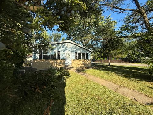 510 Hickory Street, Mundelein, IL, 60060 | Card Image