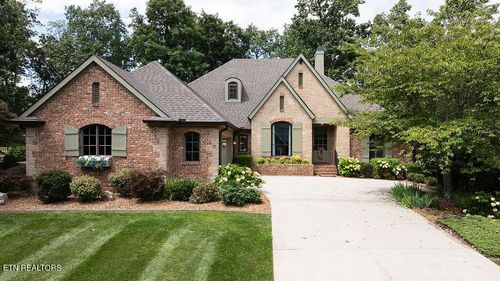 131 Mountain View Dr, Crossville, TN, 38558-4410 | Card Image