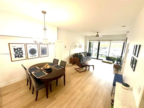 apt-132-20505 E Country Club Dr, Aventura, FL, 33180-3037 | Card Image