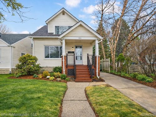 541 Jewell St, Ferndale, MI, 48220-2567 | Card Image