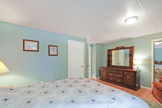 1093 Comak Cres, House other with 3 bedrooms, 2 bathrooms and 4 parking in Algonquin Highlands ON | Image 27