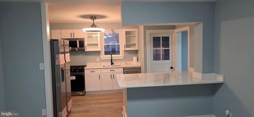 34 Dunmore Rd, Catonsville, MD, 21228-3407 | Card Image