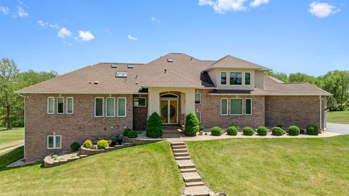 14481 Berglund Rd, PECATONICA, IL, 61063-9558 | Card Image