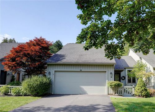 16 Hill Creek Road, Penfield, NY, 14625 | Card Image