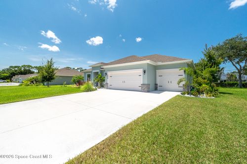 946 Roseland Road, Sebastian, FL, 32958 | Card Image
