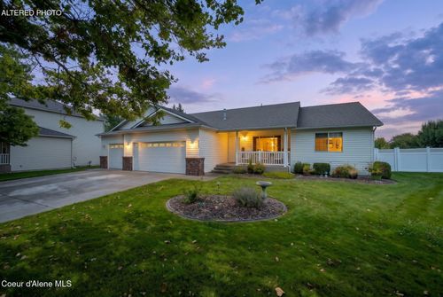 1960 N Palisades Dr, Post Falls, ID, 83854-6673 | Card Image