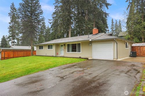 14106 Cascadian Way, Everett, WA, 98208-7313 | Card Image