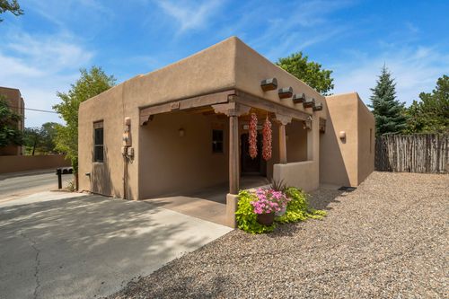 a-485 Rio Grande, Santa Fe, NM, 87501 | Card Image