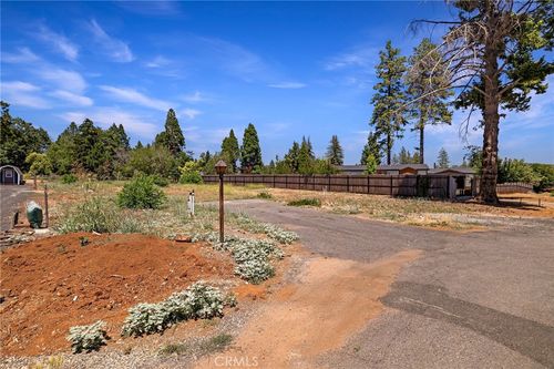 1541 Judy Ln, Paradise, CA, 95969-4301 | Card Image