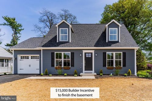 61 Conodoguinet Ave, CAMP HILL, PA, 17011-4111 | Card Image
