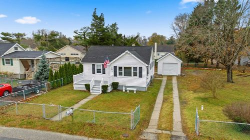 16 E Drumbed Rd, Villas, NJ, 08251-1913 | Card Image